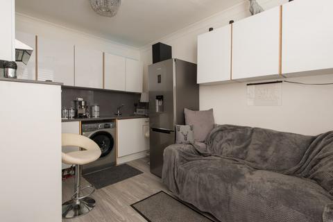 1 bedroom flat for sale - Queen Street, Ramsgate, CT11
