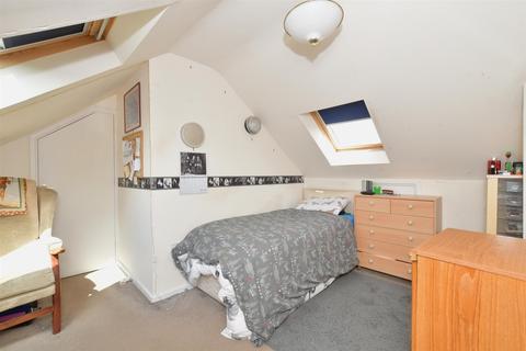 3 bedroom detached bungalow for sale, Green Lane, Clanfield, Waterlooville, Hampshire