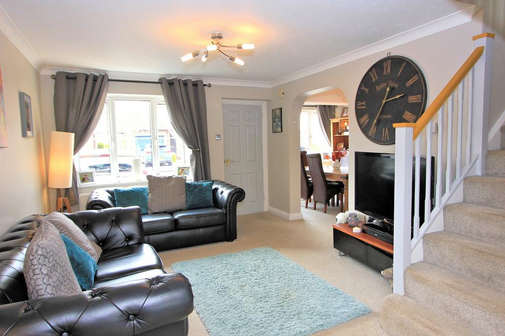 Carvers Croft, Woolmer Green, Hertfordshire, SG3 4 bed detached house
