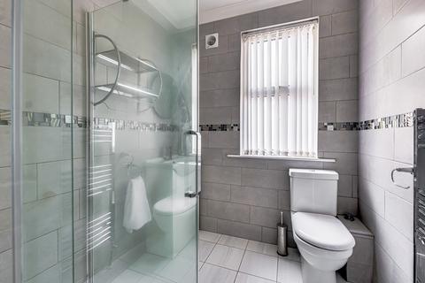 11 Burdett Avenue, Westcliff-on-sea, SS0 7JN