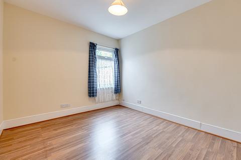 11 Burdett Avenue, Westcliff-on-sea, SS0 7JN