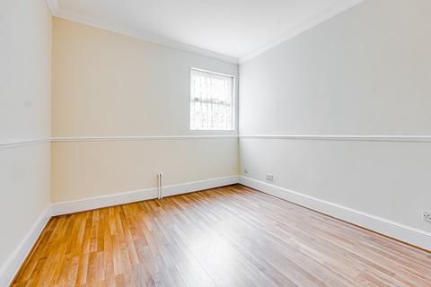 11 Burdett Avenue, Westcliff-on-sea, SS0 7JN