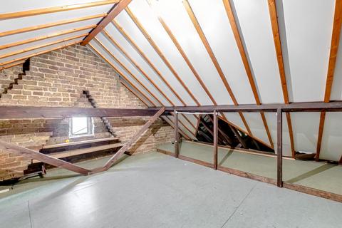 11 Burdett Avenue, Westcliff-on-sea, SS0 7JN