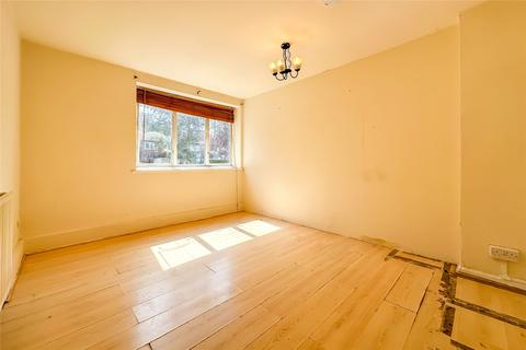 7 Grasmere Road, St Albans, AL1 5PY