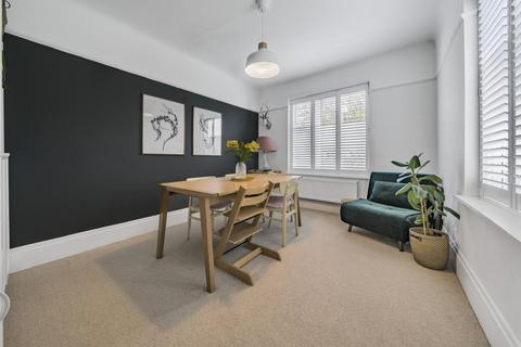 8 Rectory Gardens, Beckenham, BR3 1HN