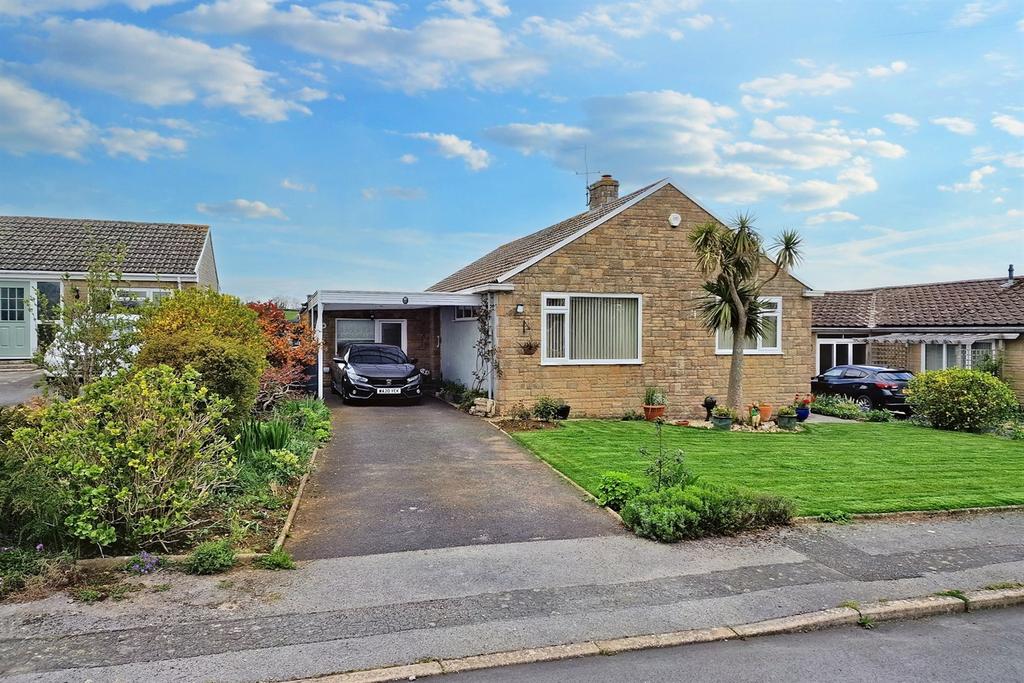 Shipton 2 bed detached bungalow for sale £500,000