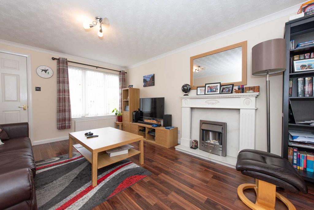 Fairfield Drive, Renfrew, PA4 0EG 3 bed detached house £254,995