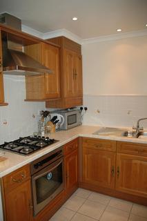 1 bedroom flat to rent, Chase Side, Southgate N14