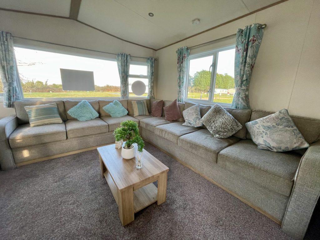 Caldecott Hall Country Park 3 bed static caravan - £33,995