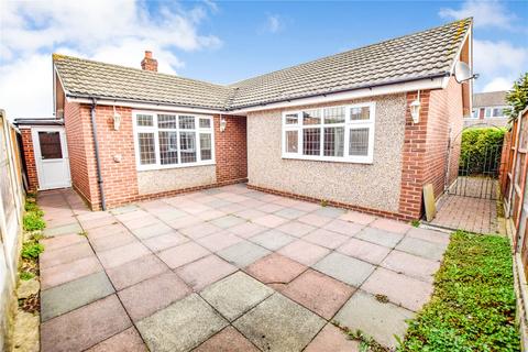 38 Thorncroft, Hornchurch, RM11 1EU