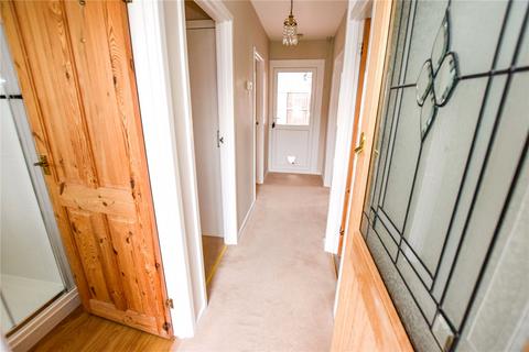 38 Thorncroft, Hornchurch, RM11 1EU