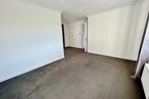 1 bedroom flat to rent, The Dell, Newton Mearns, Glasgow, G77