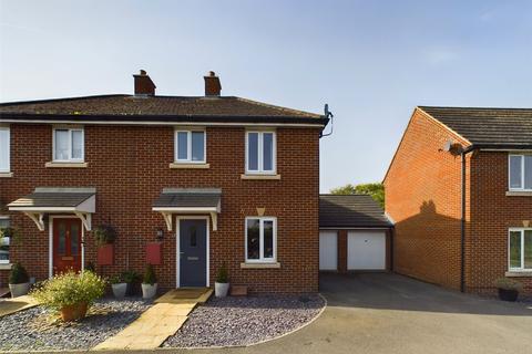 undefined, Cowsley Drive, Hucclecote, Gloucester, Gloucestershire, GL3