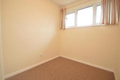 30 Busdens Way, Milford, Godalming, GU8 5JP