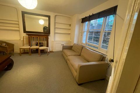 3 bedroom flat to rent, Askew Road, London, W12