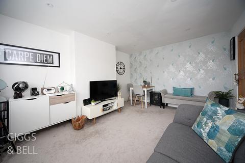 196 Birchen Grove, Luton, LU2 7TP