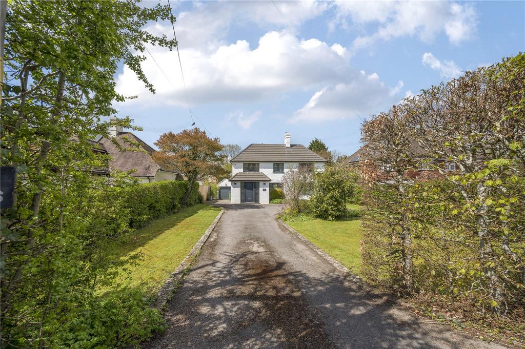 Parbrook, Billingshurst 5 bed detached house £1,100,000