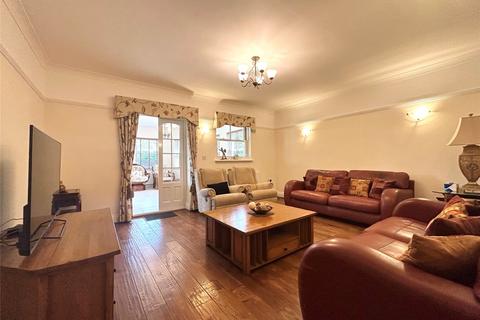 2 bedroom maisonette to rent, Finchampstead Road, Wokingham, Berkshire, RG40