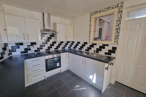 2 Clees Lane, Ystalyfera, Swansea, SA9 2BX