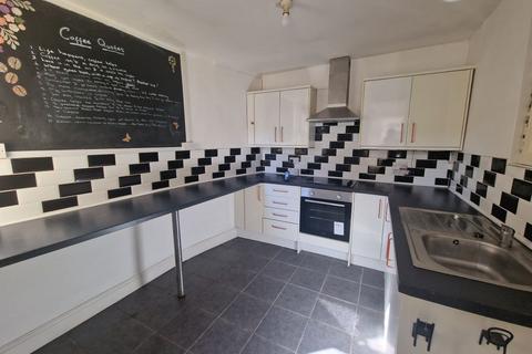 2 Clees Lane, Ystalyfera, Swansea, SA9 2BX