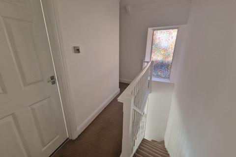 2 Clees Lane, Ystalyfera, Swansea, SA9 2BX