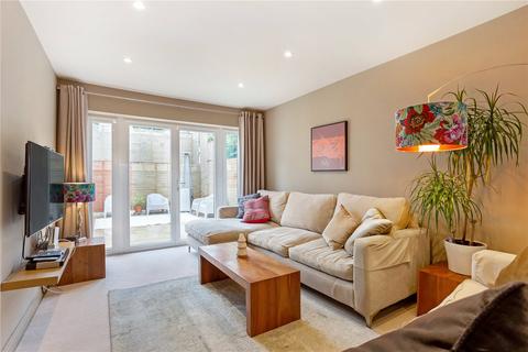14 Highfield Park, Marlow, SL7 2DE