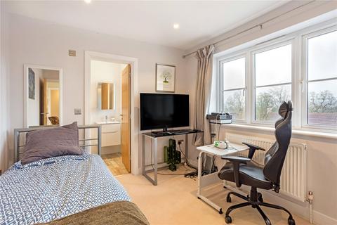 14 Highfield Park, Marlow, SL7 2DE