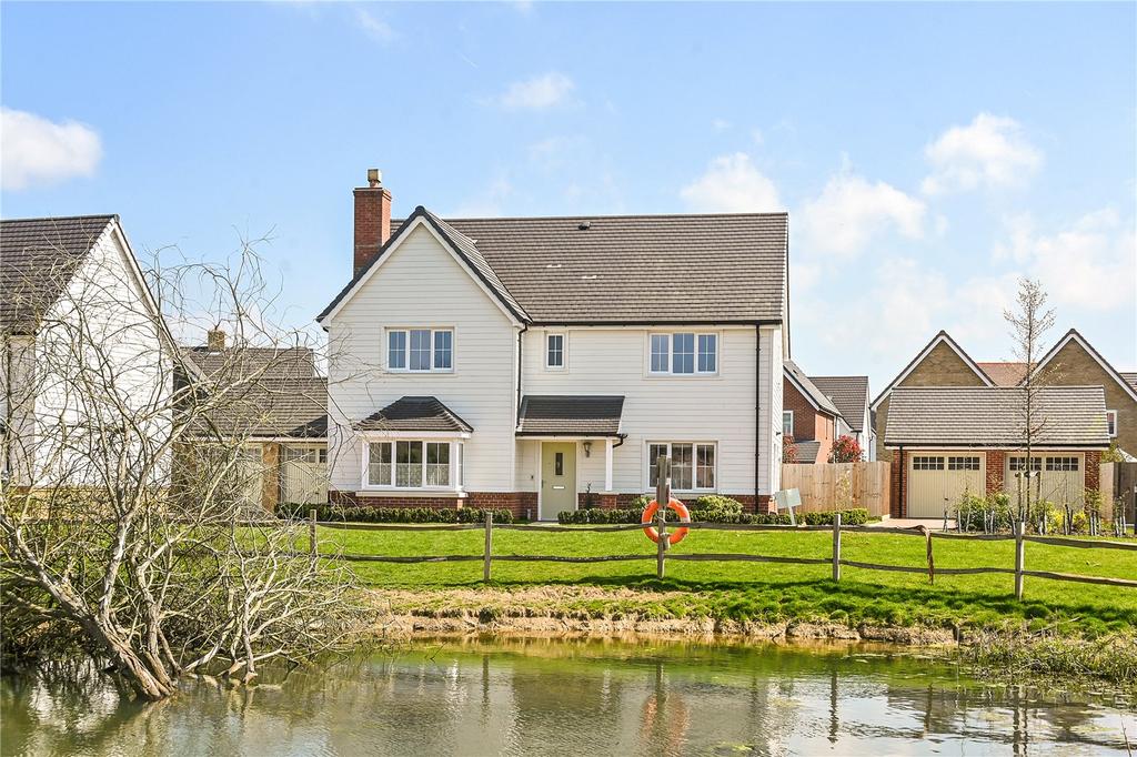 Long Meadow Drive, Smarden, Ashford, Kent, TN27 5 bed detached house for sale £850,000