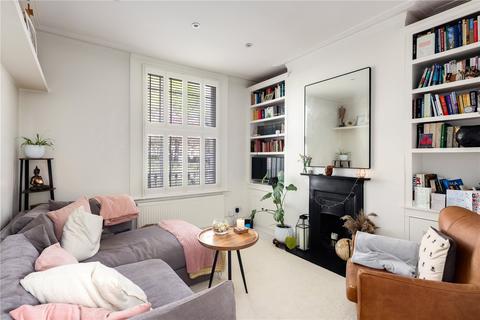 13a Carlton Square, London, E1 4EH