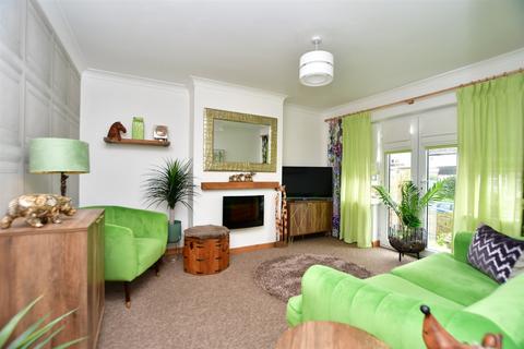16 Mansel Drive, Rochester, ME1 3HX