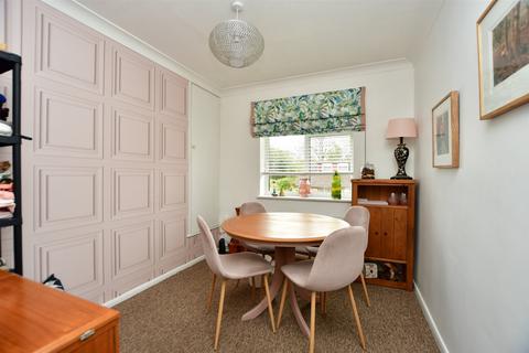 16 Mansel Drive, Rochester, ME1 3HX