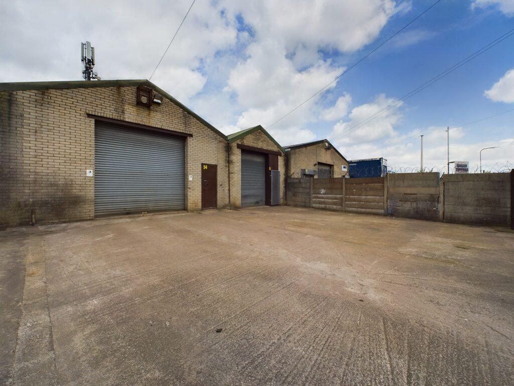 Richmond Hill, Pemberton, Wigan, WN5 8AA Property £550 pcm (£127 pw)