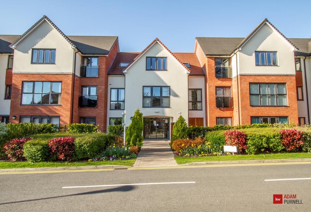 Churchmead Court, Argents Mead, Hinckley, Leicestershire 1 bed serviced