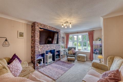 18 Amington Road, Shirley, Solihull, B90 2RF