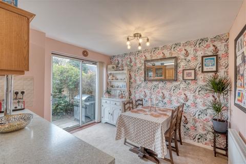 18 Amington Road, Shirley, Solihull, B90 2RF