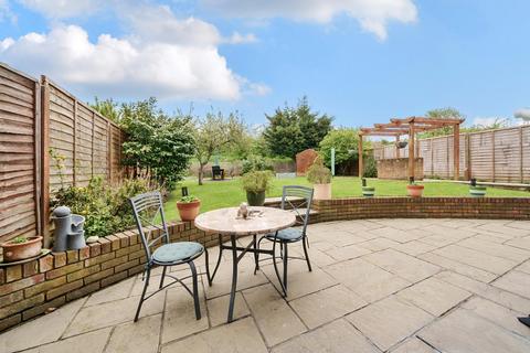 23 Mawson Close, London, SW20 9PA