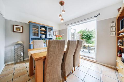 23 Mawson Close, London, SW20 9PA