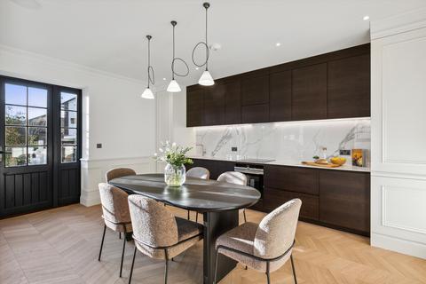 4 bedroom semi-detached house for sale, Park Hill, SW4