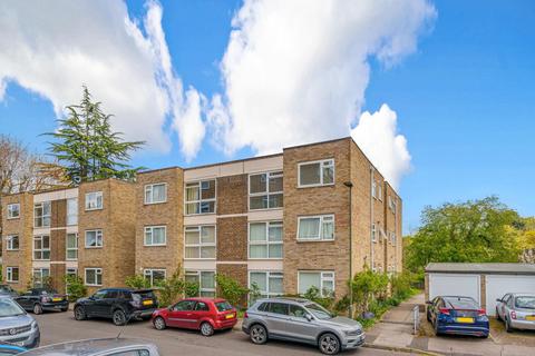 12 Woodstock Gardens, Beckenham, BR3 5BE
