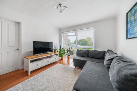 12 Woodstock Gardens, Beckenham, BR3 5BE