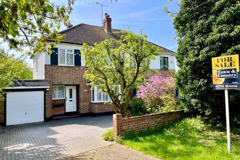 3 bedroom semi-detached house for sale, London Road, Leigh-on-Sea, Essex, SS9