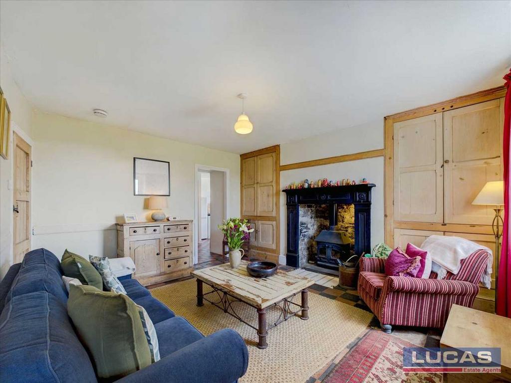 Living Room/Snug