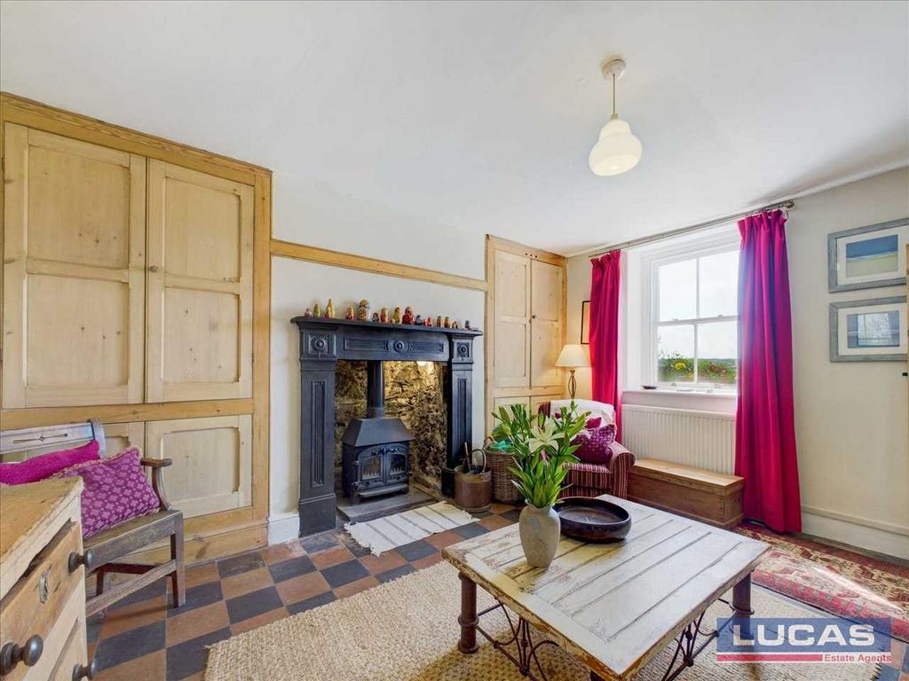 Living Room/Snug