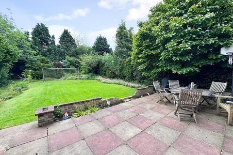 15 Crabtree Close, Beaconsfield, HP9 1UQ