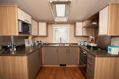 2 bedroom lodge for sale, Mersea Island Holiday Park Colchester, Essex CO5