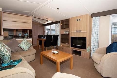 2 bedroom lodge for sale, Mersea Island Holiday Park Colchester, Essex CO5