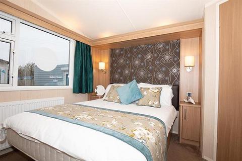 2 bedroom lodge for sale, Mersea Island Holiday Park Colchester, Essex CO5