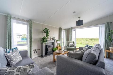 3 bedroom lodge for sale, Mill Rythe Coastal Village Hayling Island, Hampshire PO11