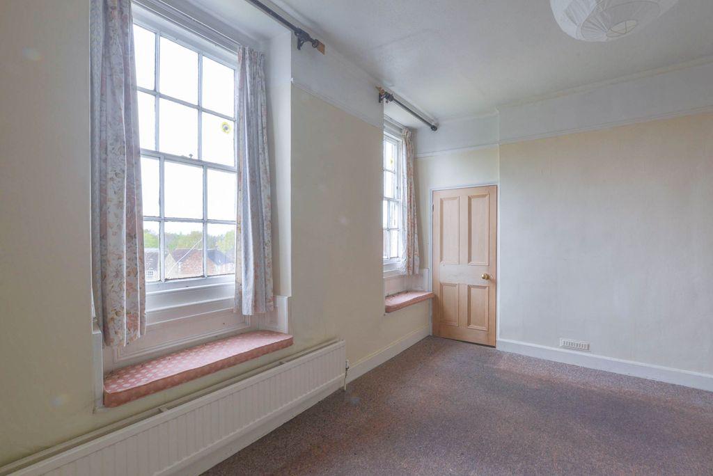 Bedroom 1 (Double)