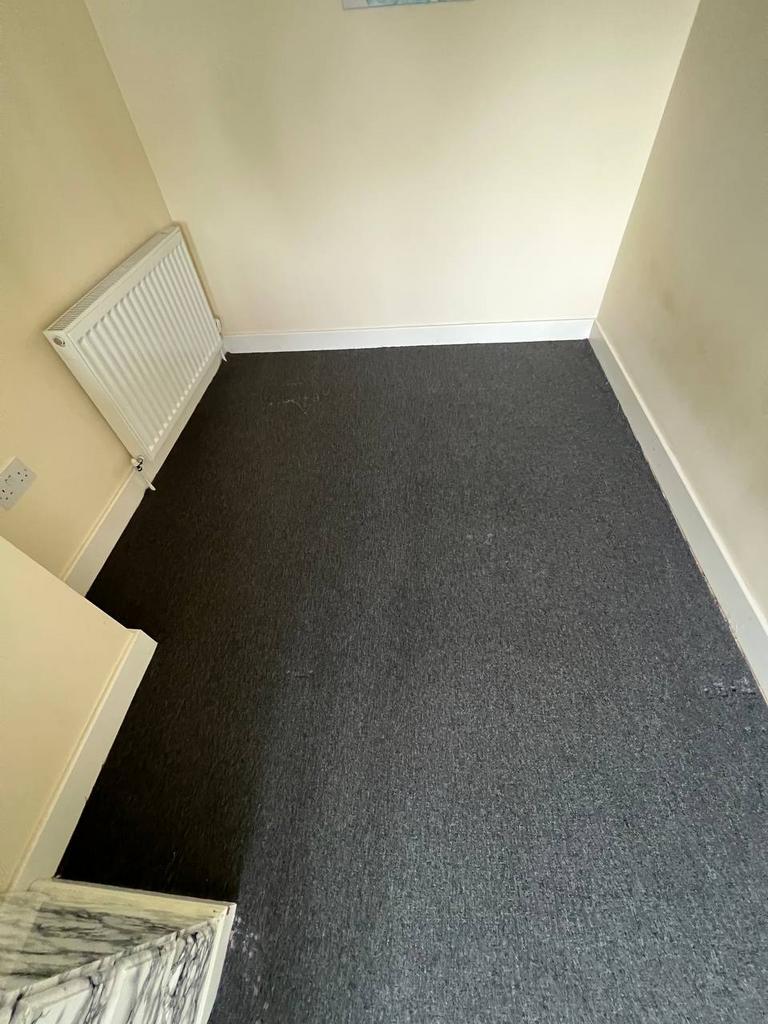 High Street, Wombwell S73 2 bed apartment £595 pcm (£137 pw)